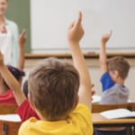 OFICIAL. Noi reguli la școală: teme mai puține, timp liber mai mult pentru elevi