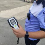 Beat și fără permis, prins la volan pe o stradă din Drăgășani