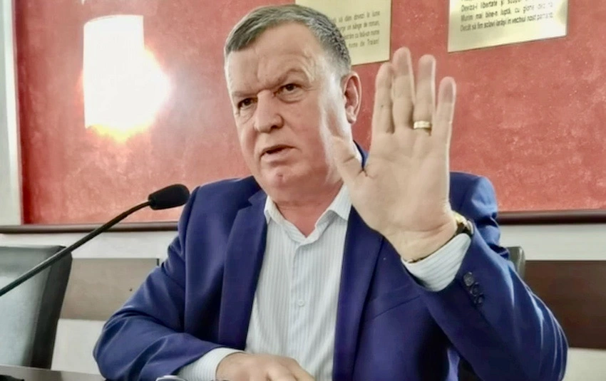“După 18 ani s-a terminat cu toată povestea asta!” – Primarul Gutău a primit despăgubiri după condamnarea în dosarul “Mită la primărie”