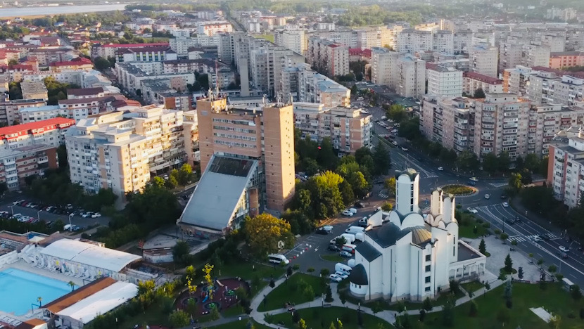 Tinerii din Vâlcea trebuie să ştie că, în judeţ, există o fundaţie de utilitate publică, înfiinţată pentru a-i susţine