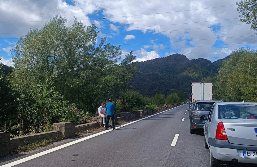 Lucrări pe mai multe drumuri naționale din Vâlcea, pe 18 iulie. Vezi ce rute sunt afectate!