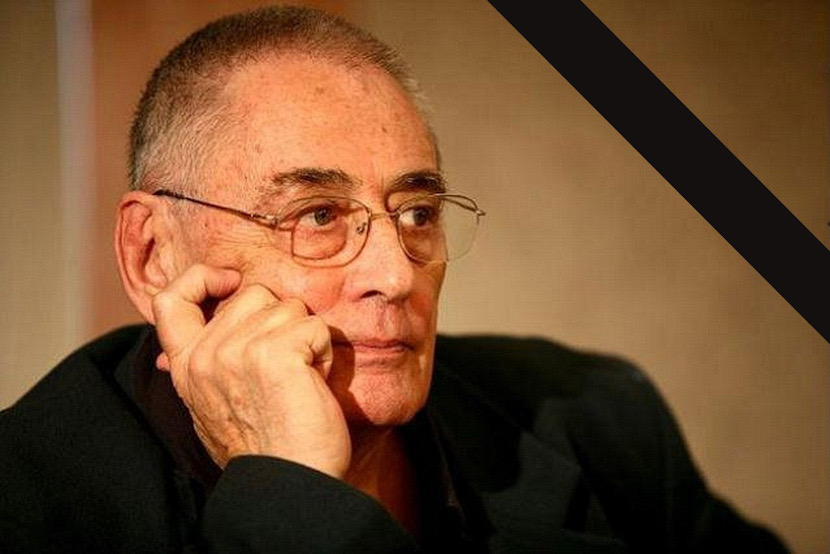 21FAD49A-F145-484A-AA5D-A59E86CBE5CE