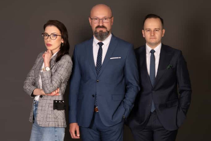 3AF9EE1C-14B4-494E-88E2-7BE71C9921AF