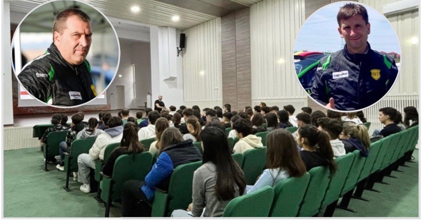 7C76A2CD-C0BD-4B5E-BAAC-800898A666E0