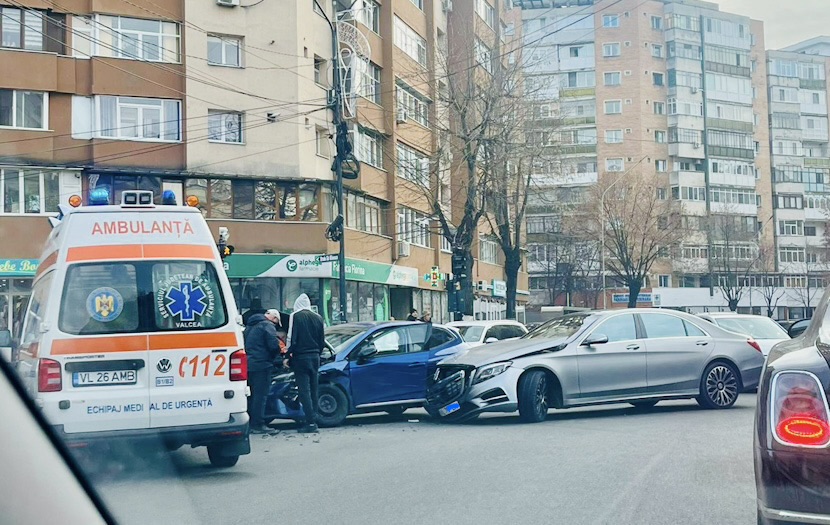 0990E124-B64B-4EF3-ABC1-78A9090A4BAA