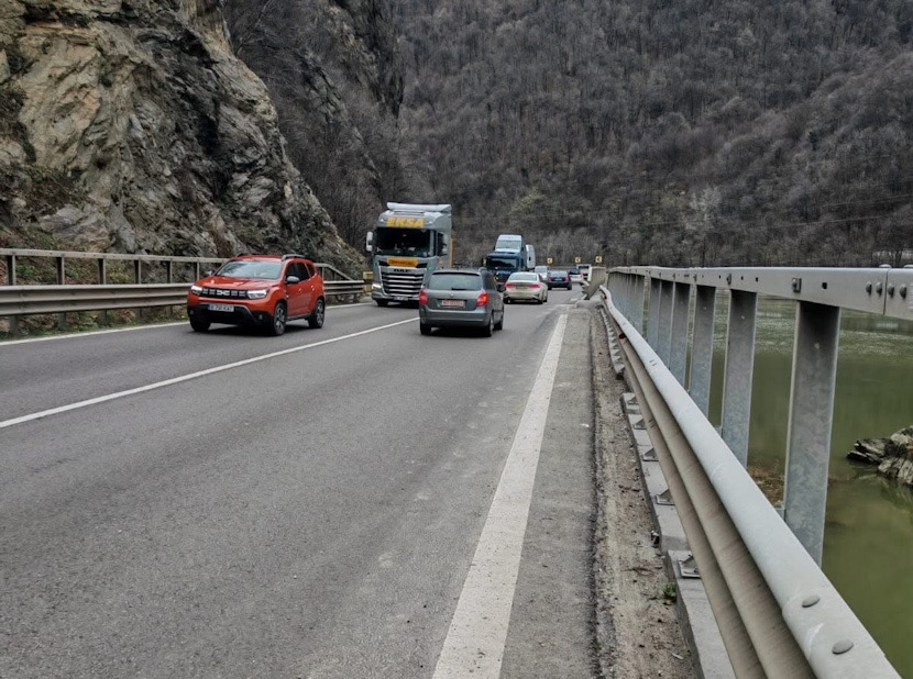 0D8ED1B0-AB24-44E0-A835-112CEB88321B