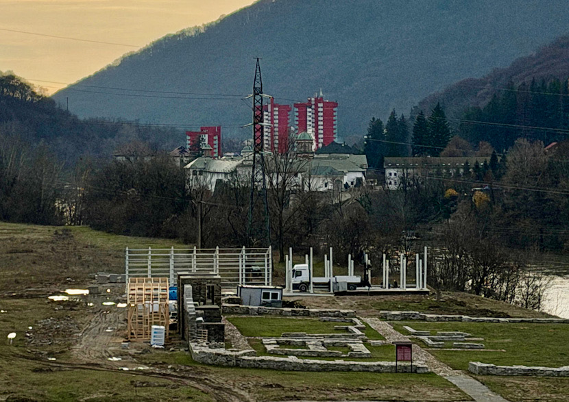 356C85CD-61FF-4320-8FBA-BC7B666666F7