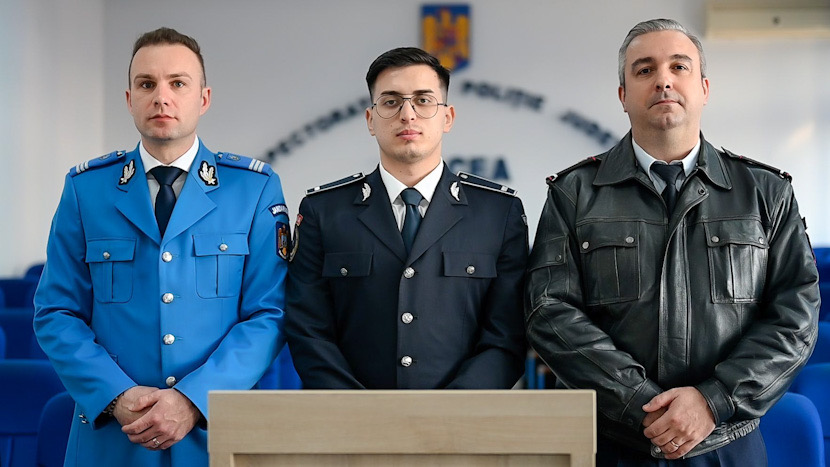 3ACE0712-98E4-4850-AC00-C26BC07BD13A