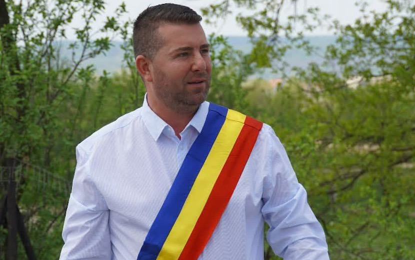 93540D80-0673-4451-B724-047A5C59F94E