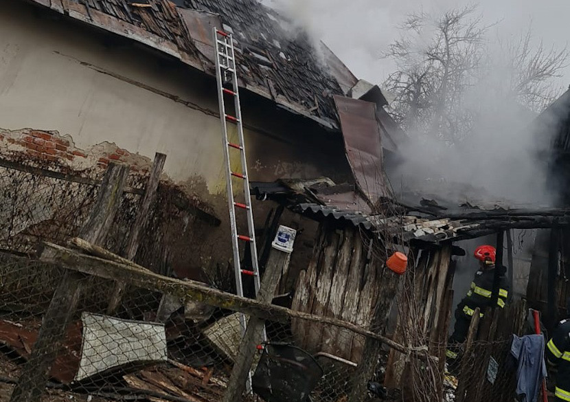 93E49305-FC93-4E41-B30B-B62CF606B5BB