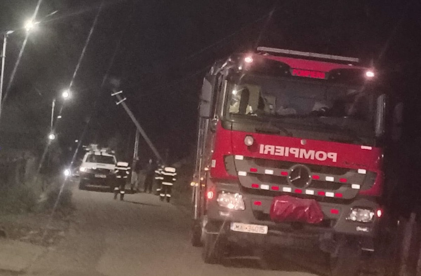 F2BB6D50-0420-482D-B797-5C504B18E3ED