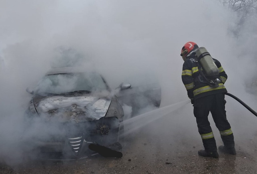 C52F86B3-FC8E-44E9-909C-7F3E8B1AA19D