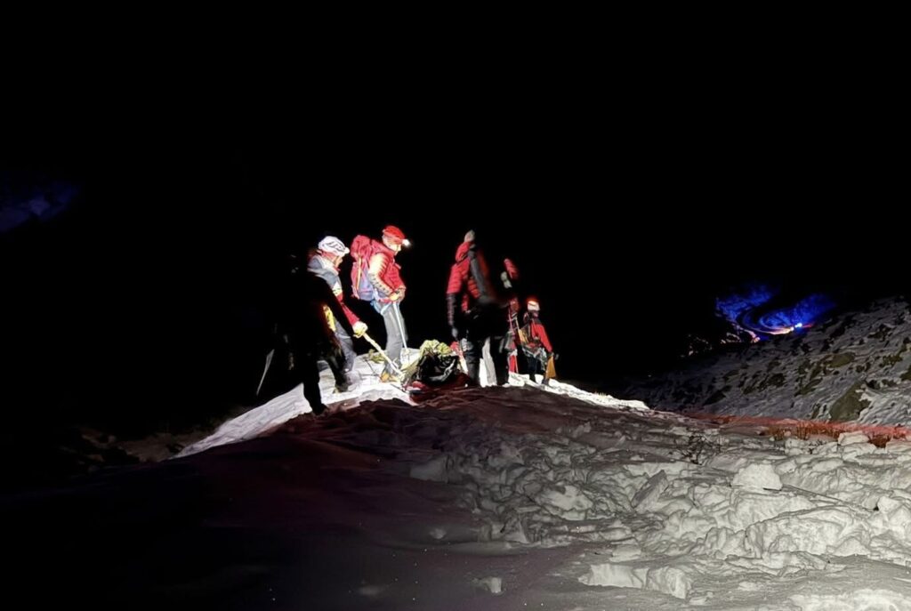 Salvamont zapada munte