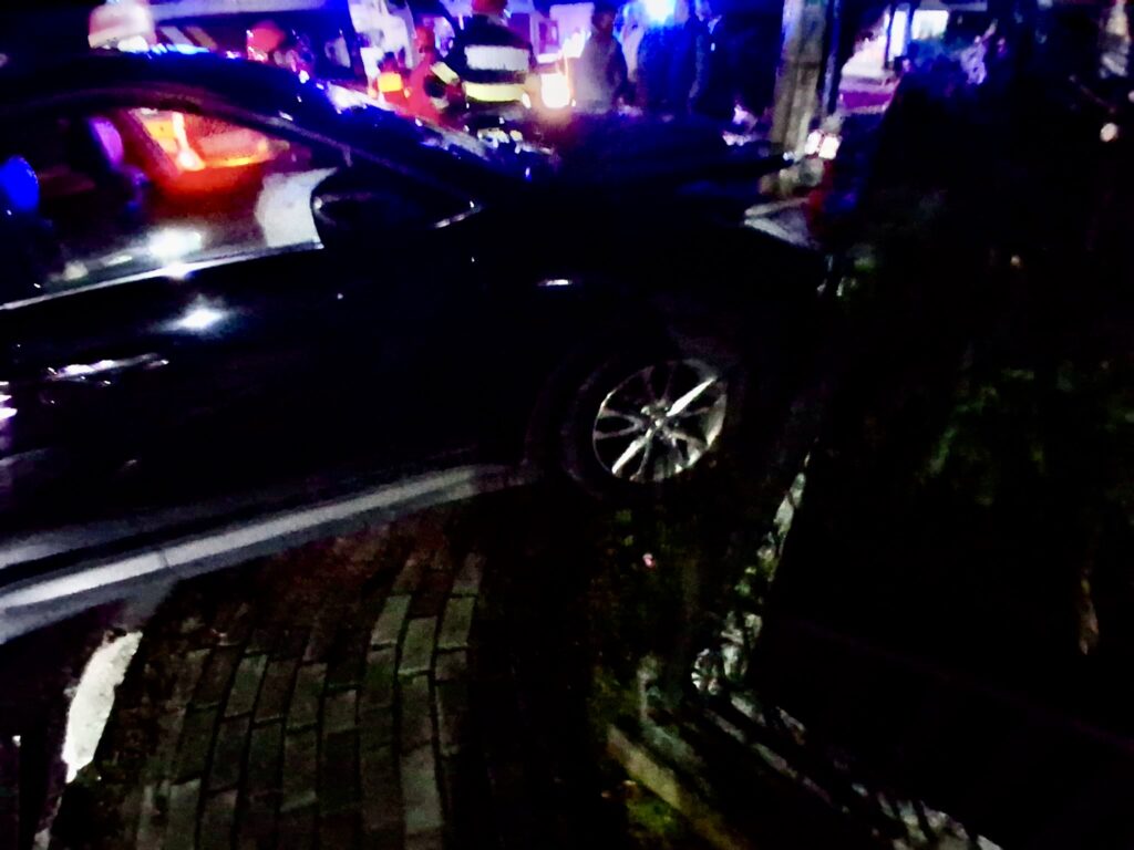 01d86891-df5d-4f64-98d7-a112f76b2877