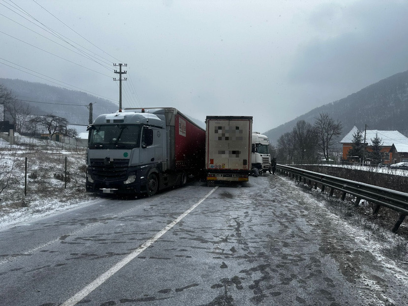 D449DA57-85FA-42C4-A5F2-6F6E61A35FF1