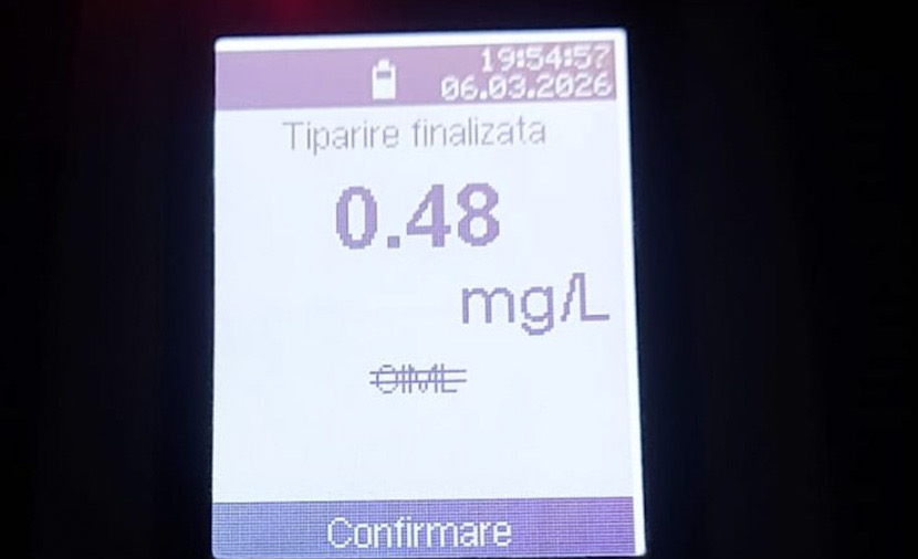 016D75F6-FB38-4A9D-B9A4-47C7ED6AB07B