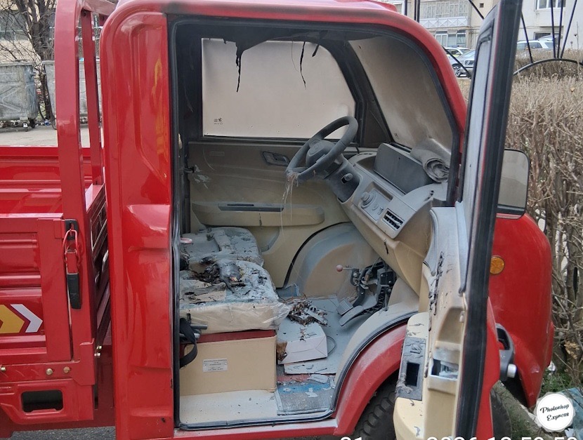 03B518DB-10A7-4854-9138-14C4DE9F73A9