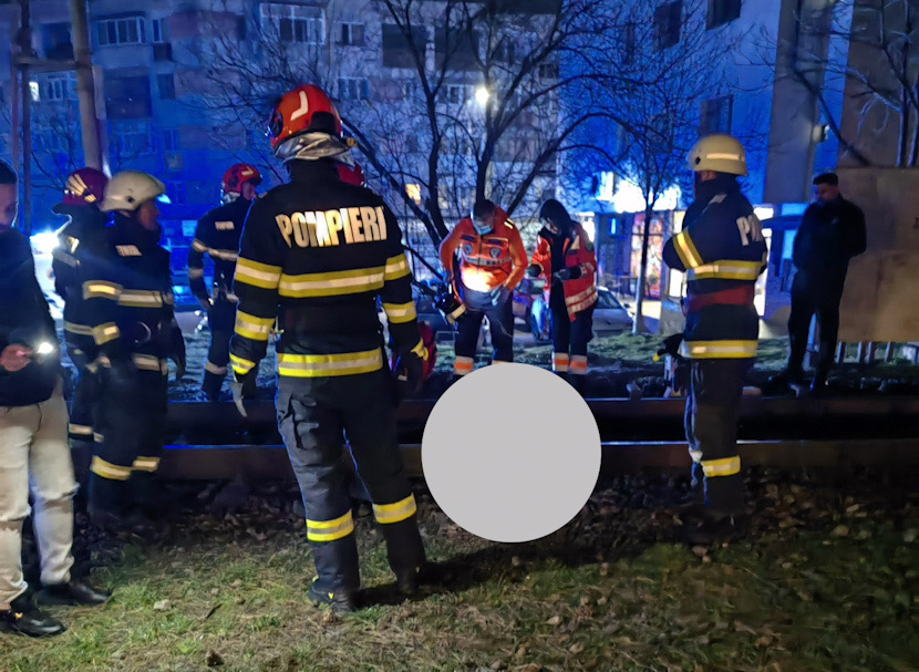 7377A930-8DA3-4126-AA34-C27CC6D4ADC9