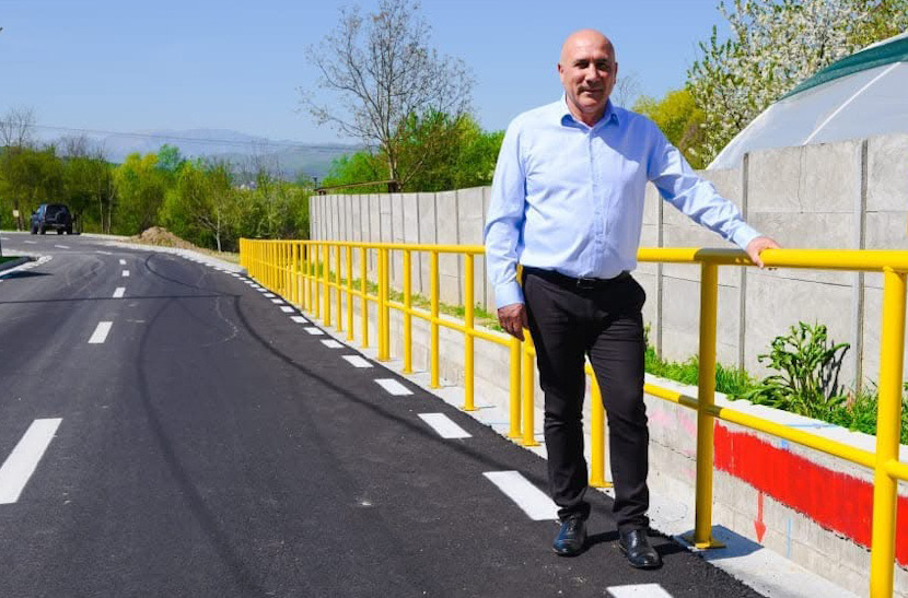 CE45DAF5-9ED7-4E12-8787-09D0901558C1