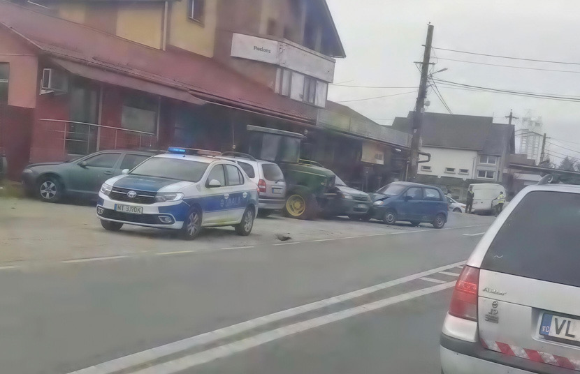 328D821B-1693-43BF-80F0-DB77087F7676