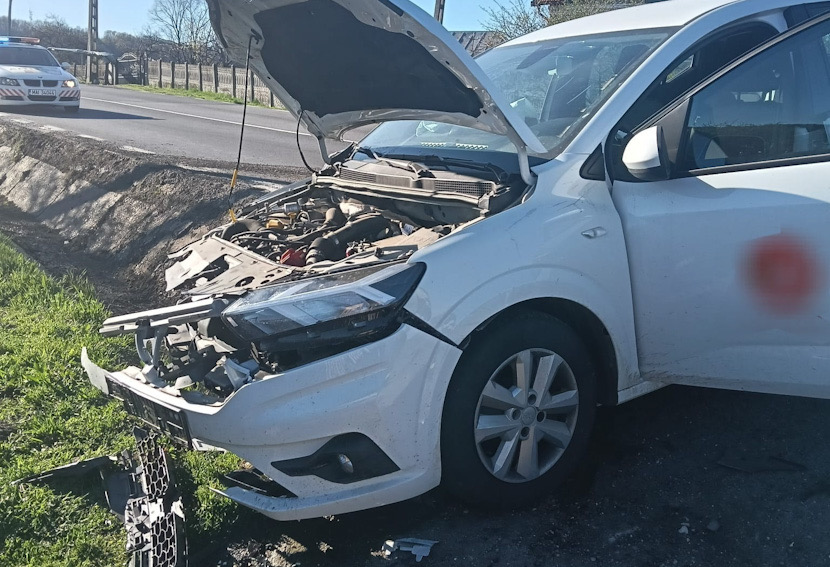 7652222C-ECB2-479B-AA42-7B1615298F9A