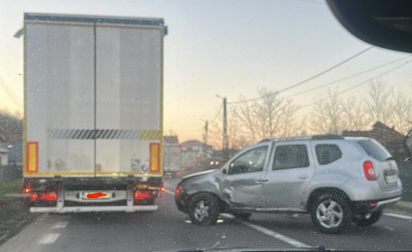 C6E879FB-FBF5-42F5-B257-797701B46258