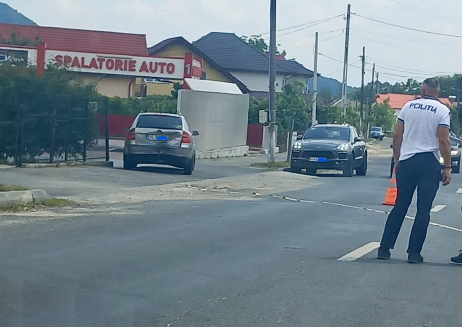 FOTO. ACCIDNET la HOREZU. Două mașini, o victimă…