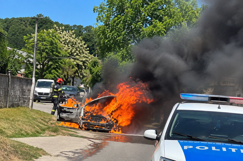 Incendiu masina general