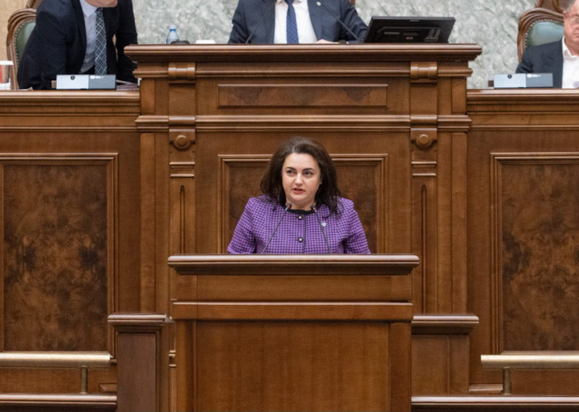 Senatorul Andra Bică: „Nu voi vota învestirea Guvernului Mureșan”. Critici privind măsurile pentru educație